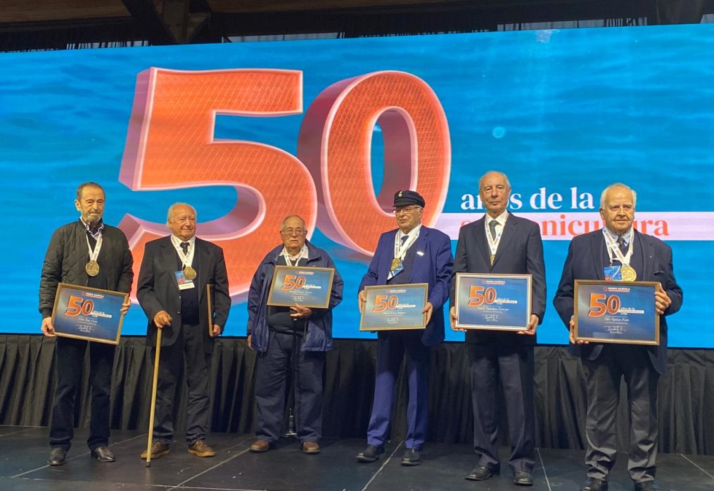 PTEC-INVA se hace presente en los 50 años de la salmonicultura